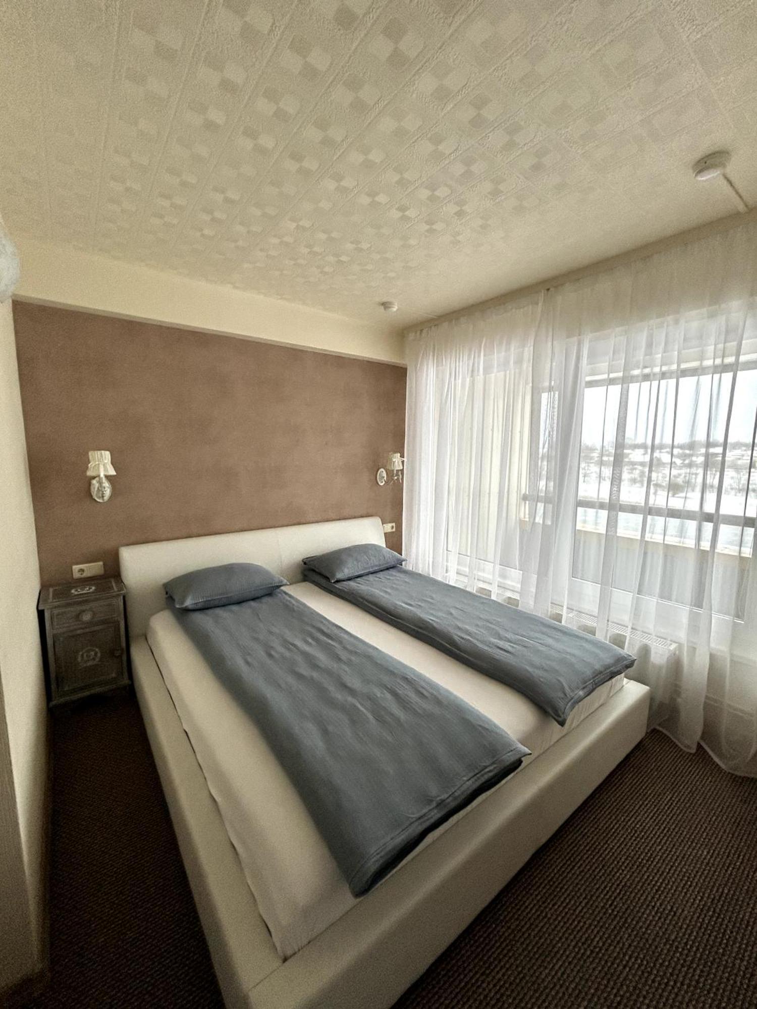 Hotel Talsi Ngoại thất bức ảnh